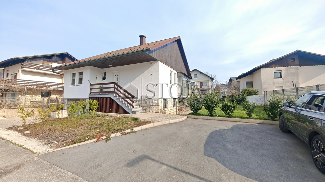 Location: Ljubljana mesto, Bežigrad, Črnuče