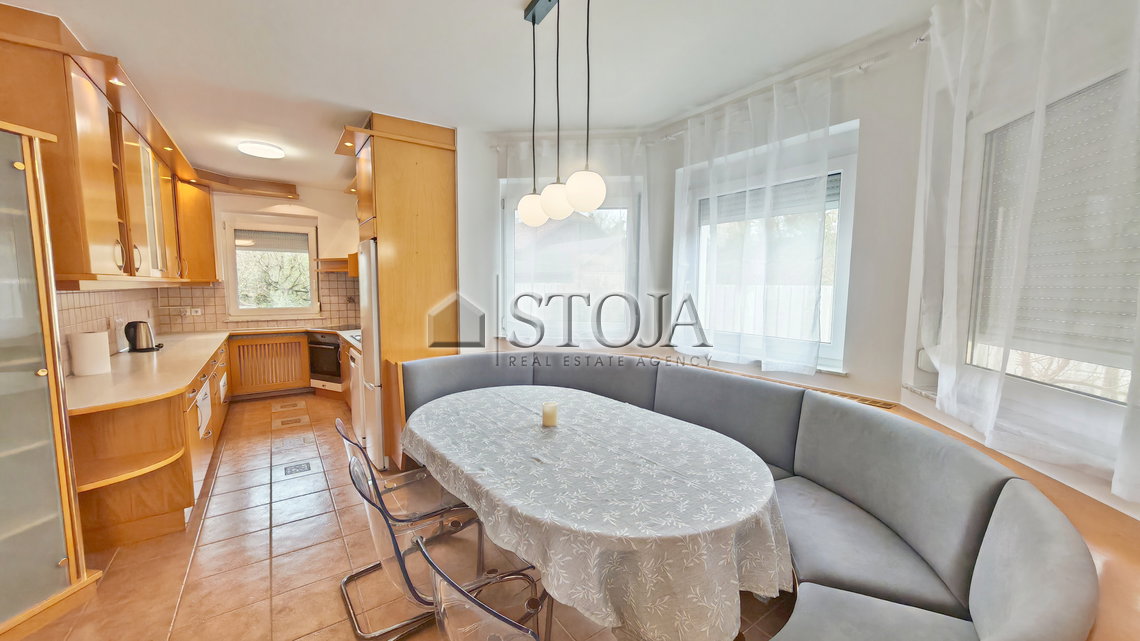 Location: Ljubljana mesto, Bežigrad, Bežigrad