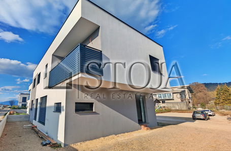 Location: Ljubljana mesto, Moste-Polje, Novo Polje