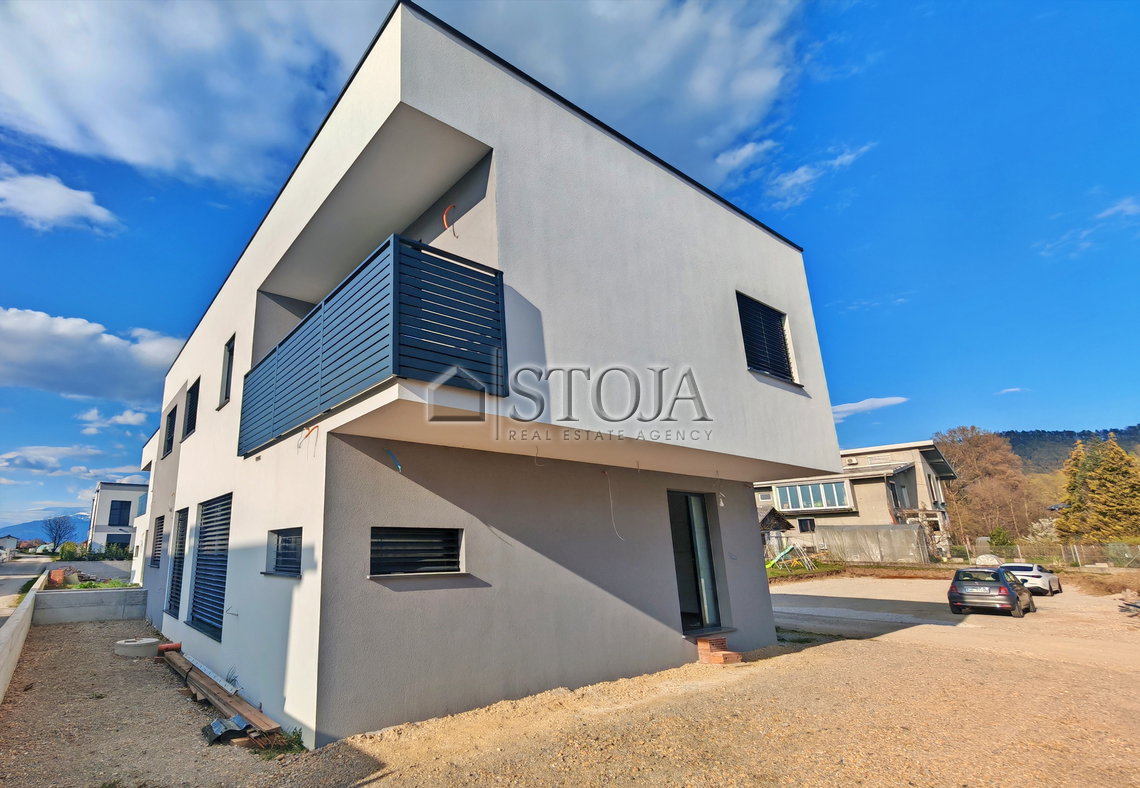 Location: Ljubljana mesto, Moste-Polje, Novo Polje