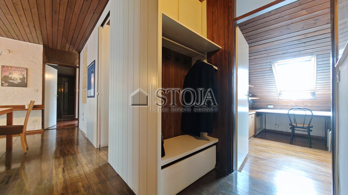 Lokacija: Ljubljana mesto, Center, Center