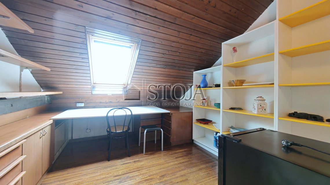 Lokacija: Ljubljana mesto, Center, Center