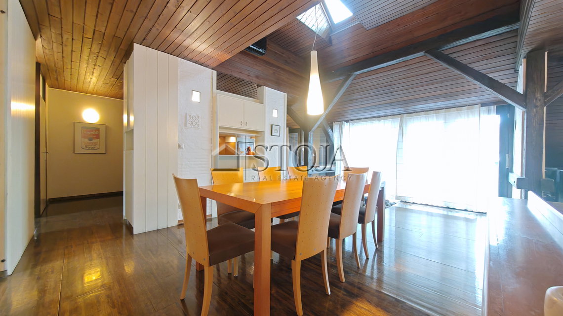 Lokacija: Ljubljana mesto, Center, Center