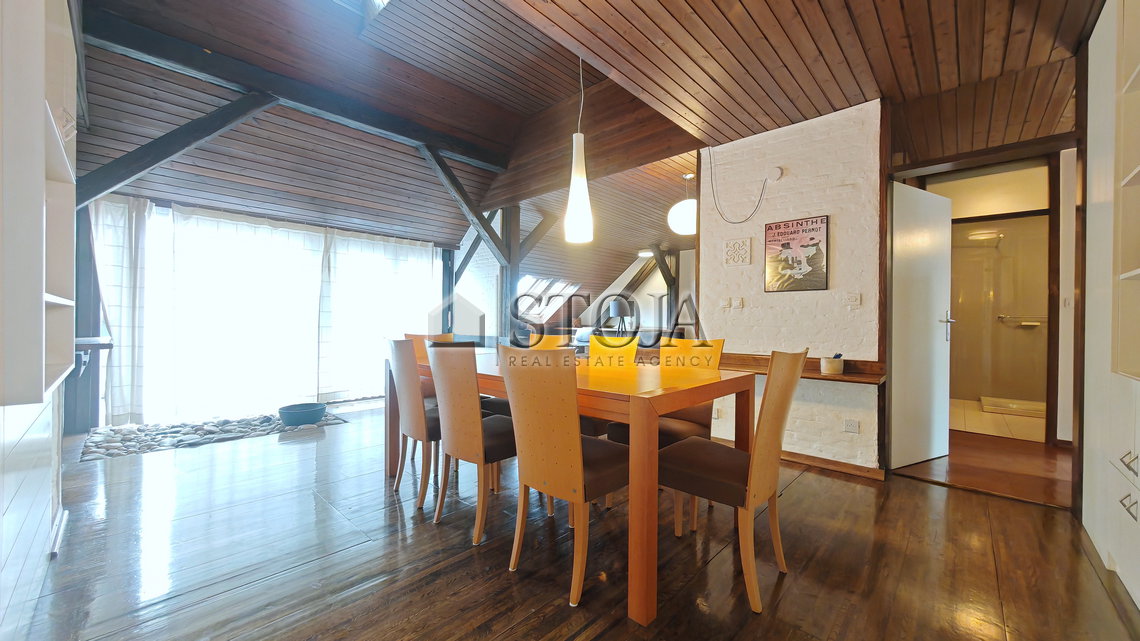 Lokacija: Ljubljana mesto, Center, Center