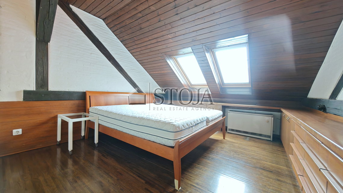 Lokacija: Ljubljana mesto, Center, Center