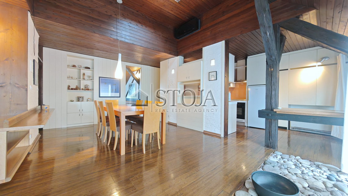 Lokacija: Ljubljana mesto, Center, Center