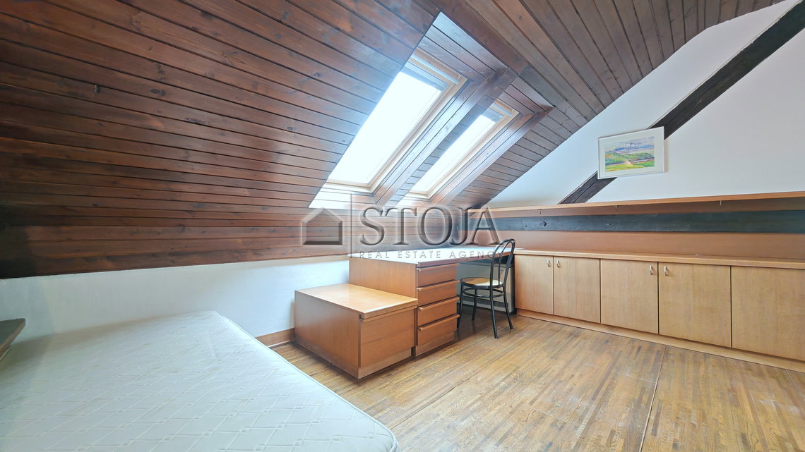 Lokacija: Ljubljana mesto, Center, Center