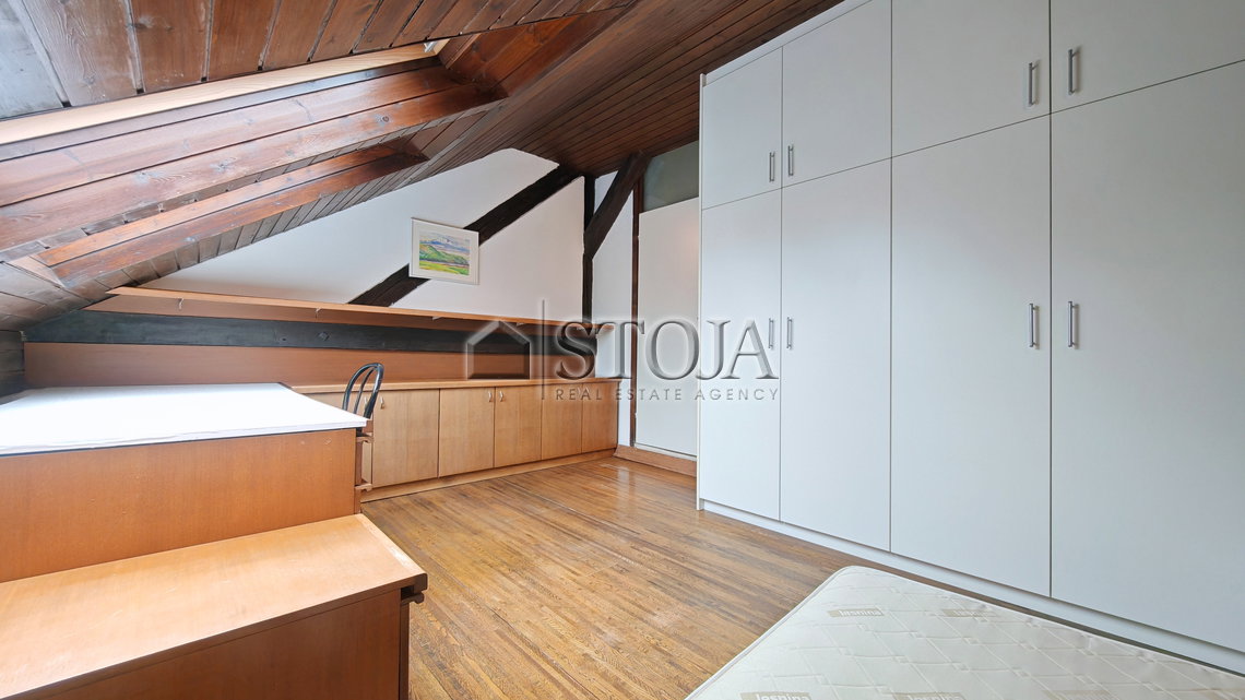 Lokacija: Ljubljana mesto, Center, Center