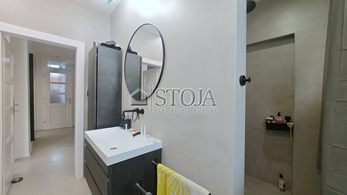 Location: Ljubljana mesto, Vič-Rudnik, Kolezija