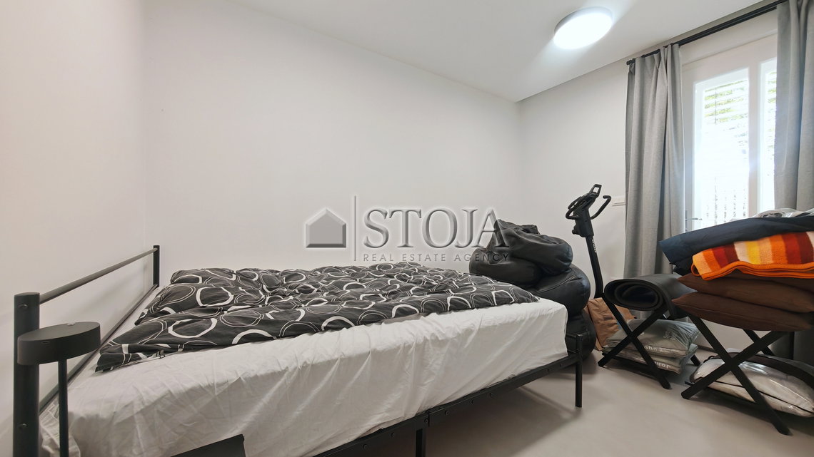 Location: Ljubljana mesto, Vič-Rudnik, Kolezija