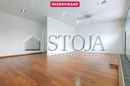 Location: Ljubljana mesto, Center, Center
