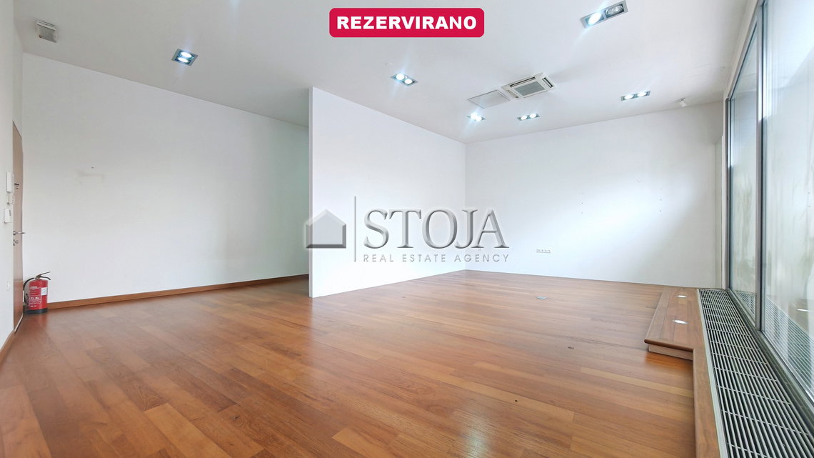 Location: Ljubljana mesto, Center, Center