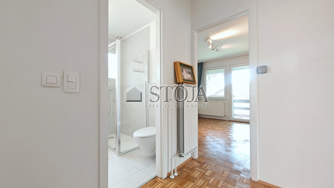 Location: Ljubljana mesto, Bežigrad, Črnuče