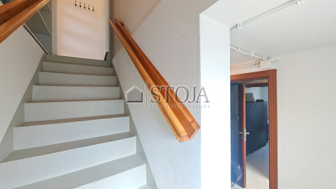 Location: Ljubljana mesto, Bežigrad, Črnuče