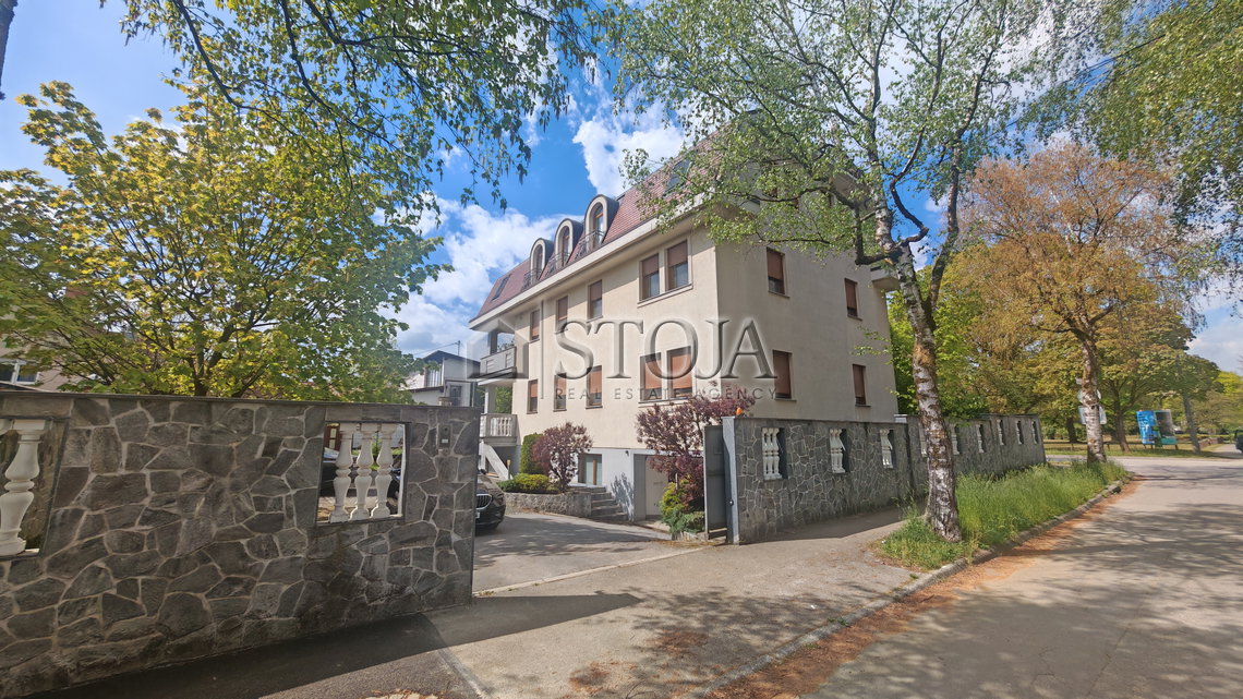 Lokacija: Ljubljana mesto, Bežigrad, Bežigrad