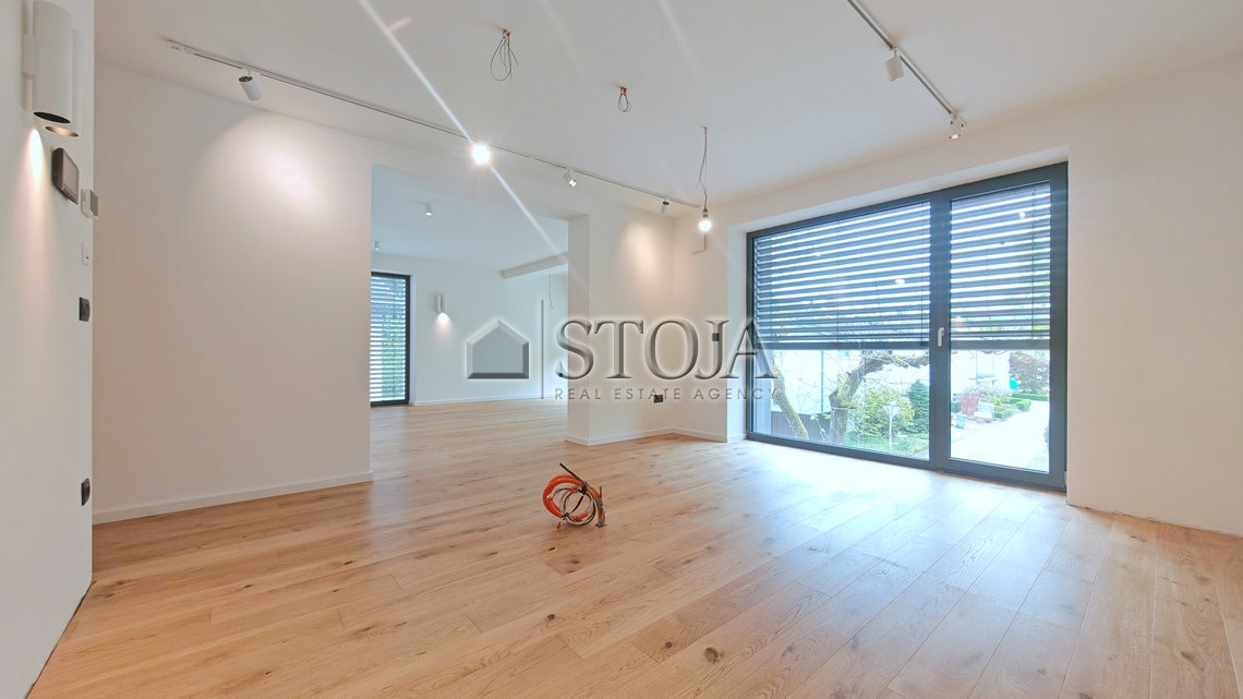 Location: Ljubljana mesto, Šiška, Koseze