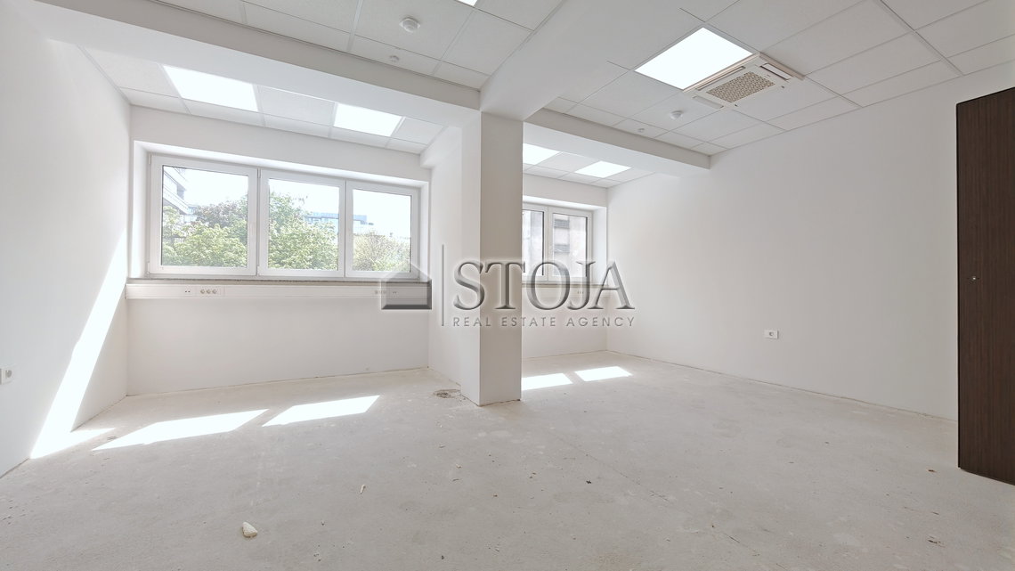 Location: Ljubljana mesto, Bežigrad, Bežigrad