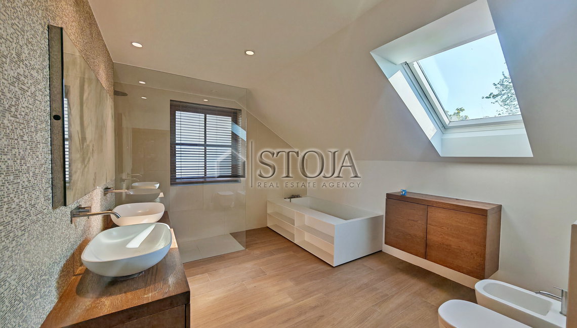 Lokacija: Ljubljana okolica, Brezovica, Brezovica pri Ljubljani