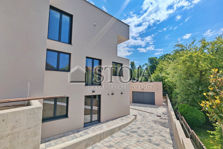 Ubicación: Ljubljana, Vič-Rudnik, Vič