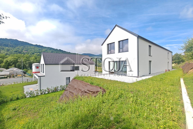 Location: Lubiana periferia, Dol pri Ljubljani, Senožeti