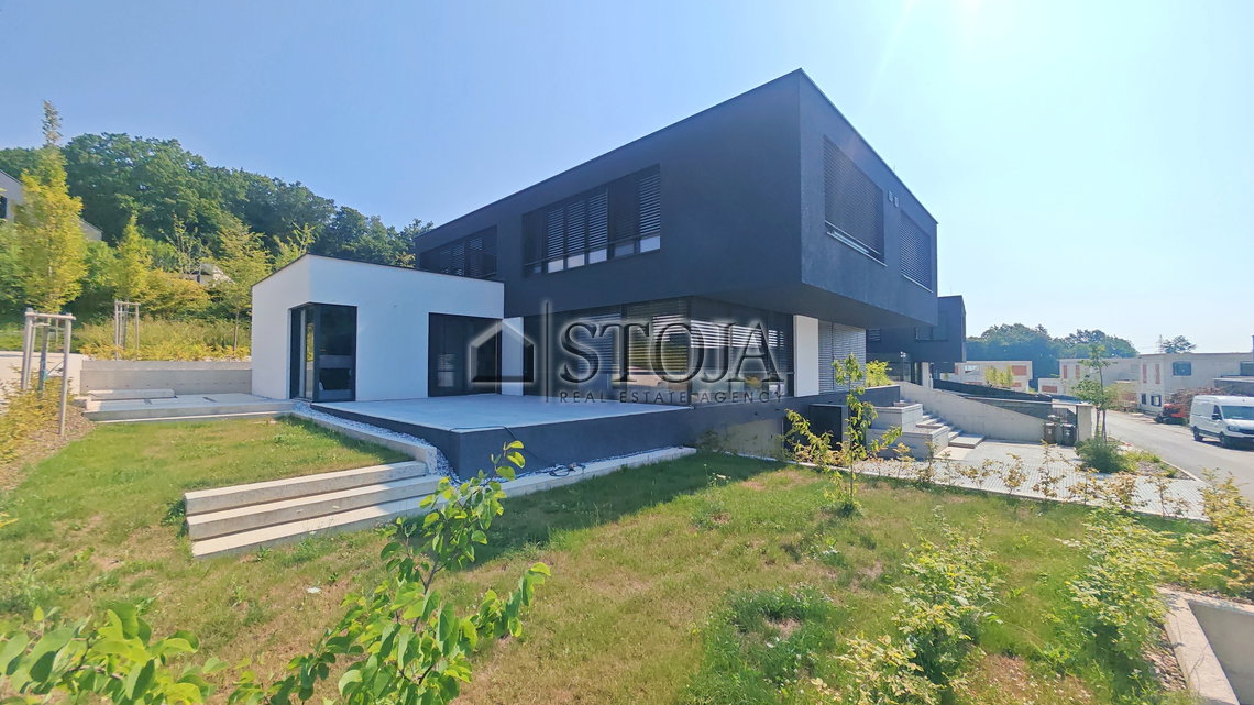 Lokacija: Ljubljana mesto, Vič-Rudnik, Brdo