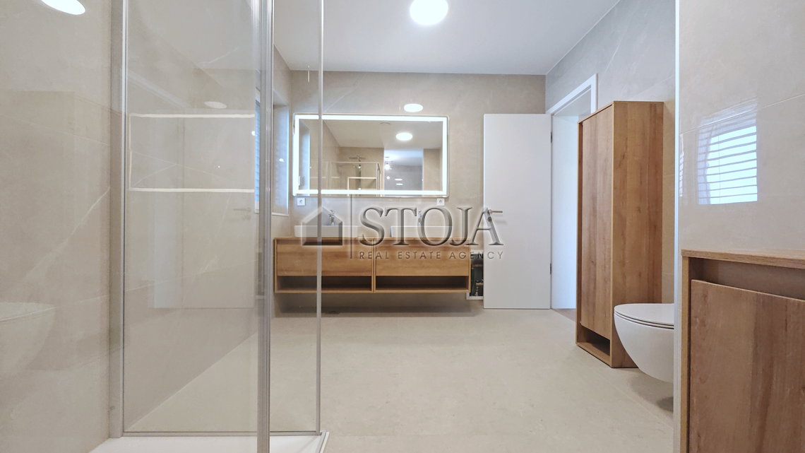Lokacija: Ljubljana mesto, Vič-Rudnik, Galjevica
