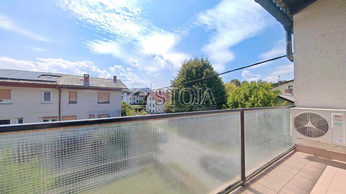 Lokacija: Ljubljana mesto, Vič-Rudnik, Kolezija