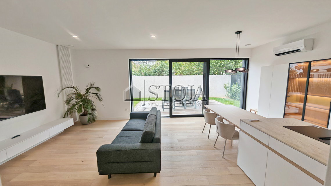 Lokacija: Ljubljana mesto, Šiška, Vižmarje