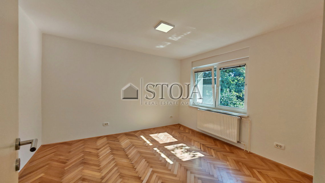 Location: Ljubljana mesto, Bežigrad, Črnuče