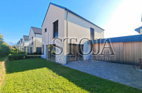 Location: Ljubljana okolica, Medvode, Vaše