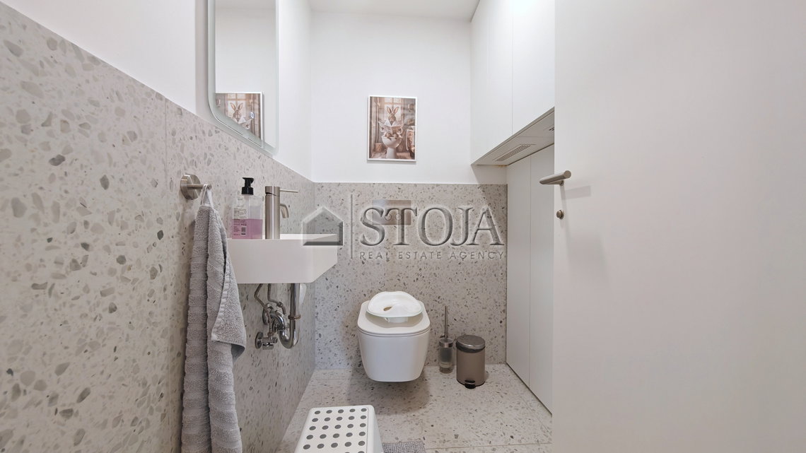 Lokacija: Ljubljana mesto, Šiška, Sp. Šiška