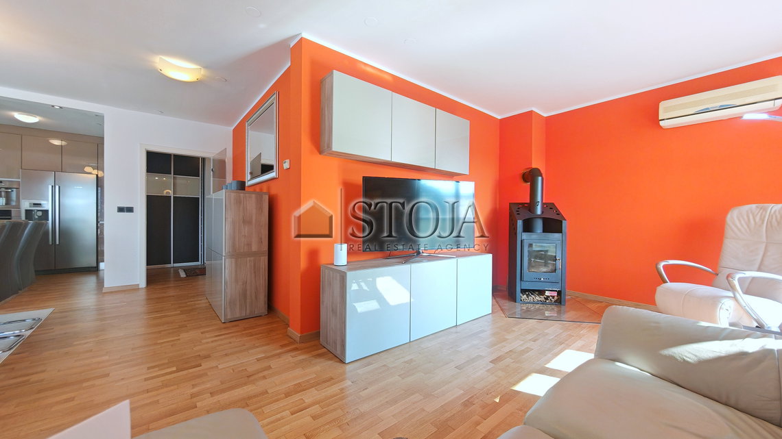 Location: Ljubljana mesto, Šiška, Brod