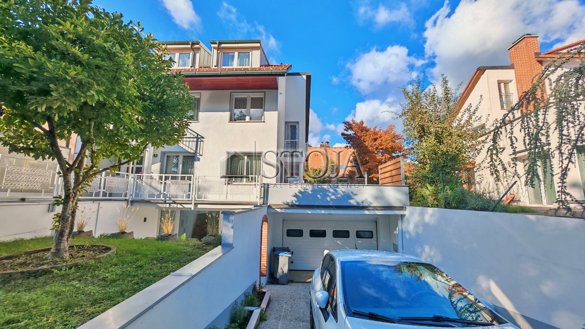 Location: Ljubljana mesto, Šiška