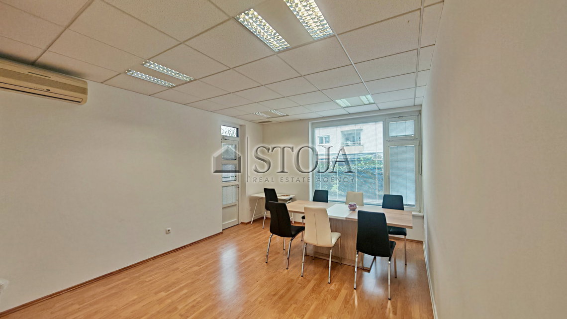 Lokacija: Ljubljana okolica, Trzin, Trzin