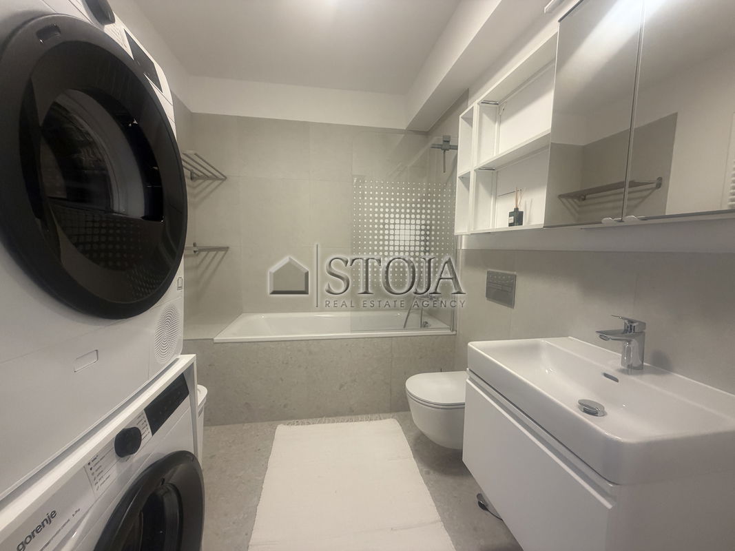 Location: Ljubljana City, Šiška, Šiška