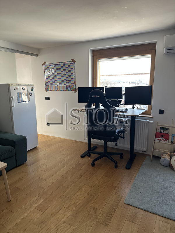 Location: Ljubljana City, Šiška, Šiška