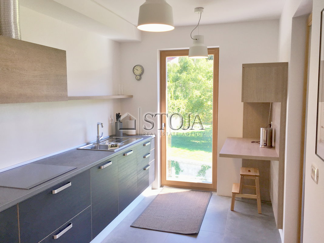 Location: Ljubljana mesto, Vič-Rudnik, Rožna dolina