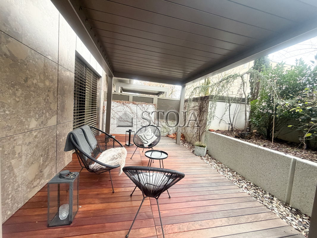 Lokacija: Ljubljana mesto, Center, Prule