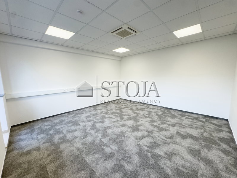 Location: Ljubljana mesto, Bežigrad, Bežigrad