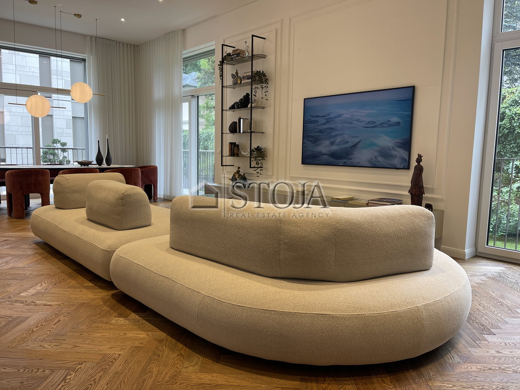 Location: Ljubljana mesto, Center, Center