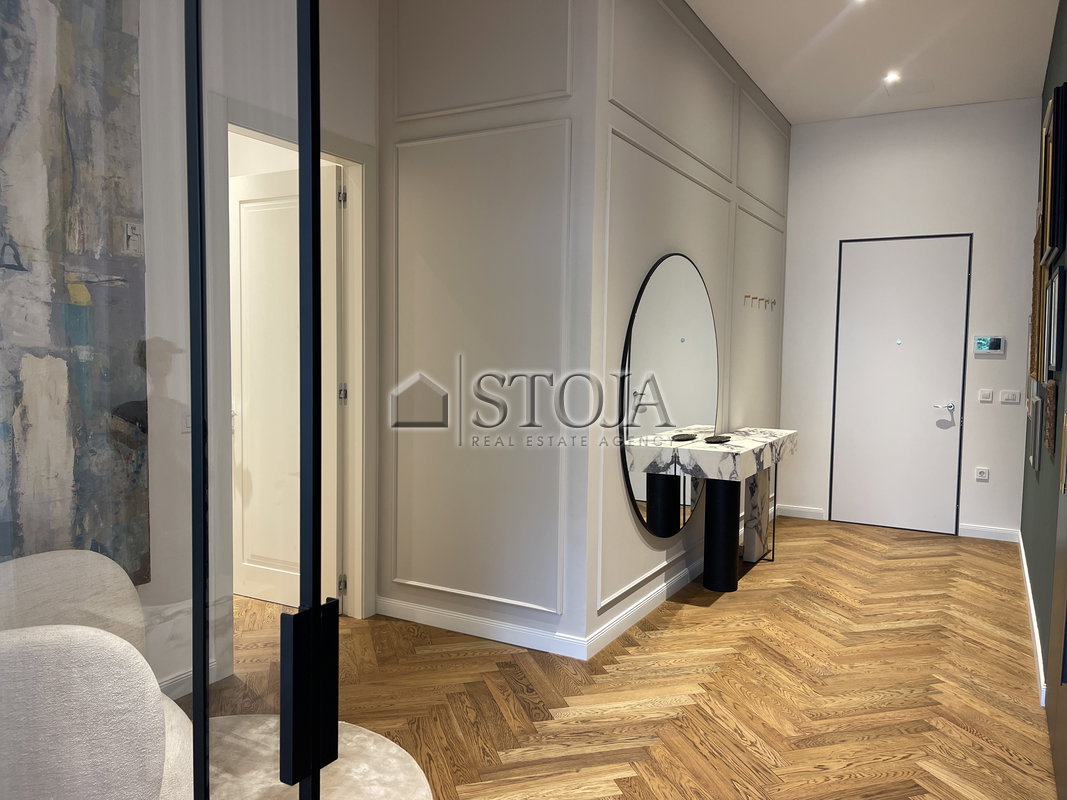 Location: Ljubljana mesto, Center, Center