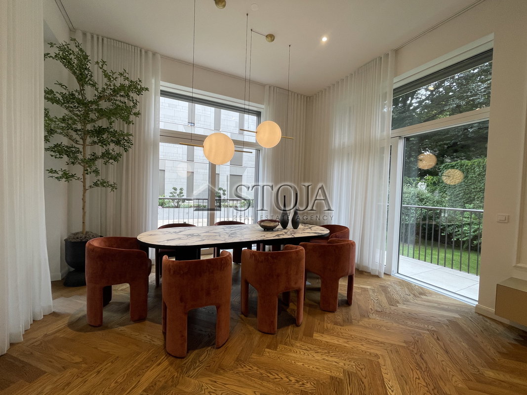 Location: Ljubljana mesto, Center, Center