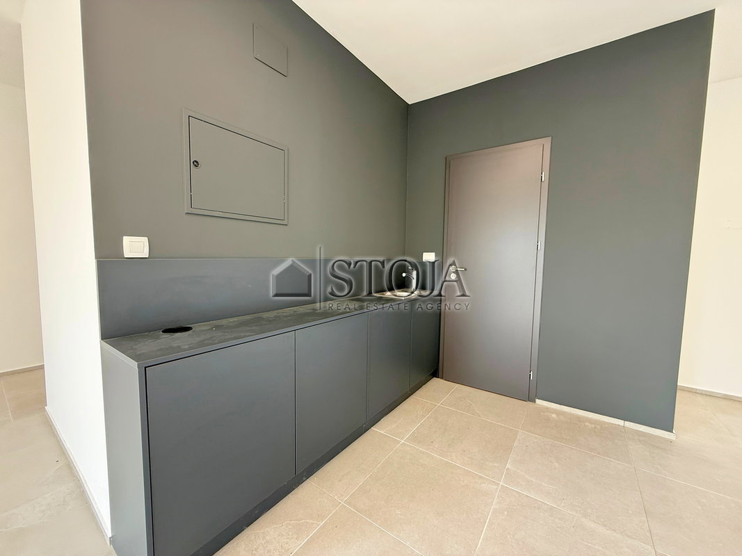 Lokacija: Ljubljana okolica, Grosuplje, Grosuplje