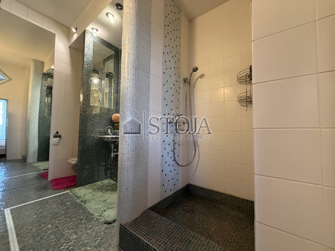 Lokacija: Ljubljana mesto, Bežigrad, Bežigrad