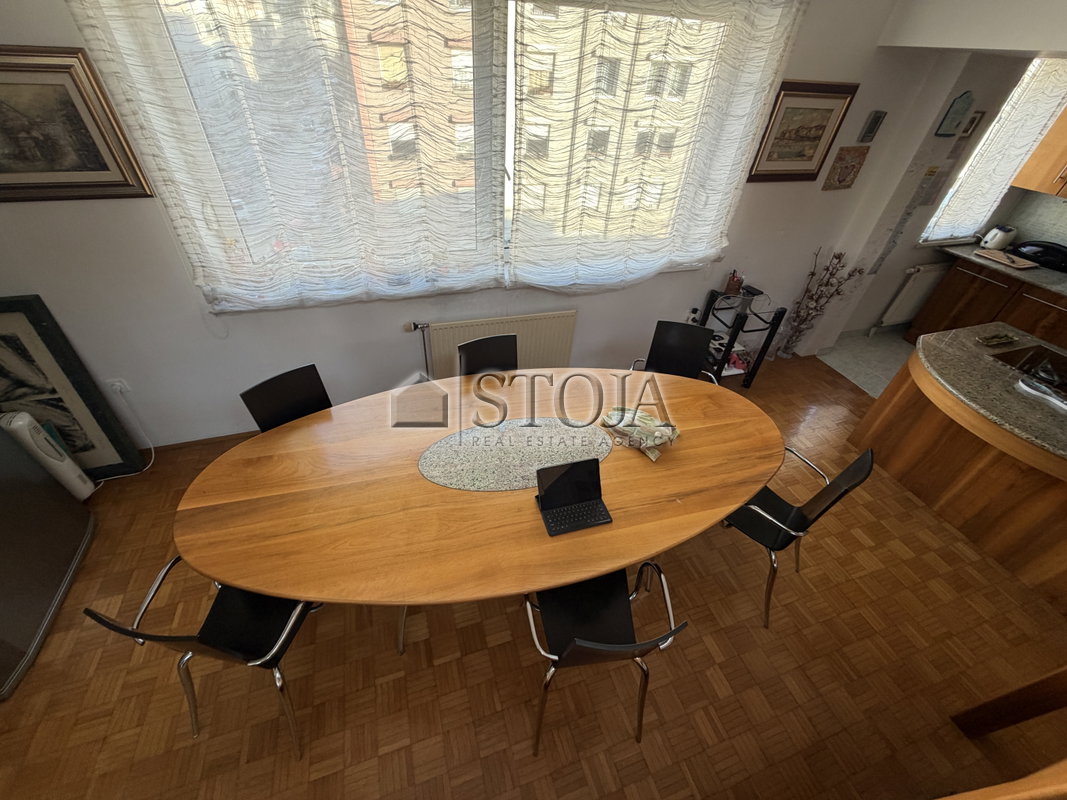 Lokacija: Ljubljana mesto, Bežigrad, Bežigrad