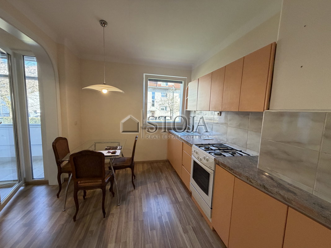 Location: Ljubljana mesto, Bežigrad, Bežigrad