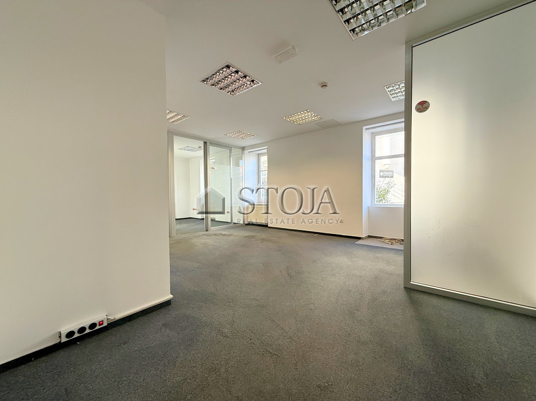 Lokacija: Gorenjska, Kranj, Kranj