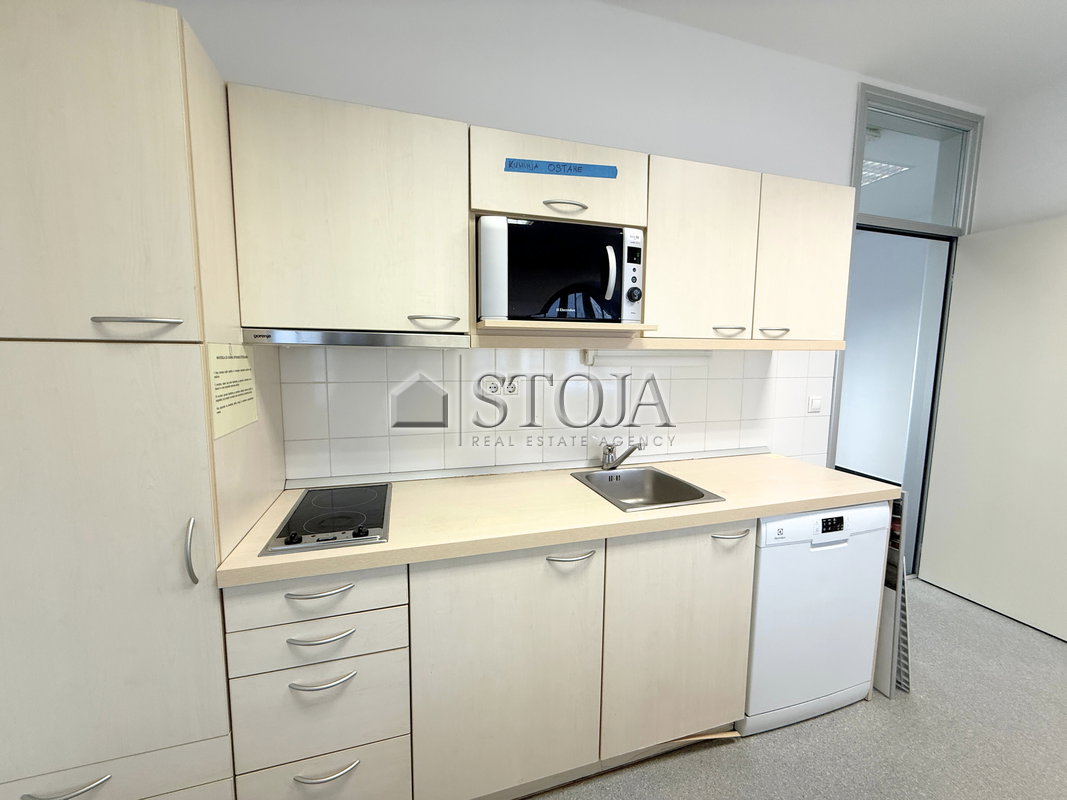 Lokacija: Gorenjska, Kranj, Kranj