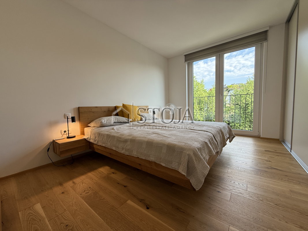 Lokacija: Ljubljana mesto, Šiška, Koseze