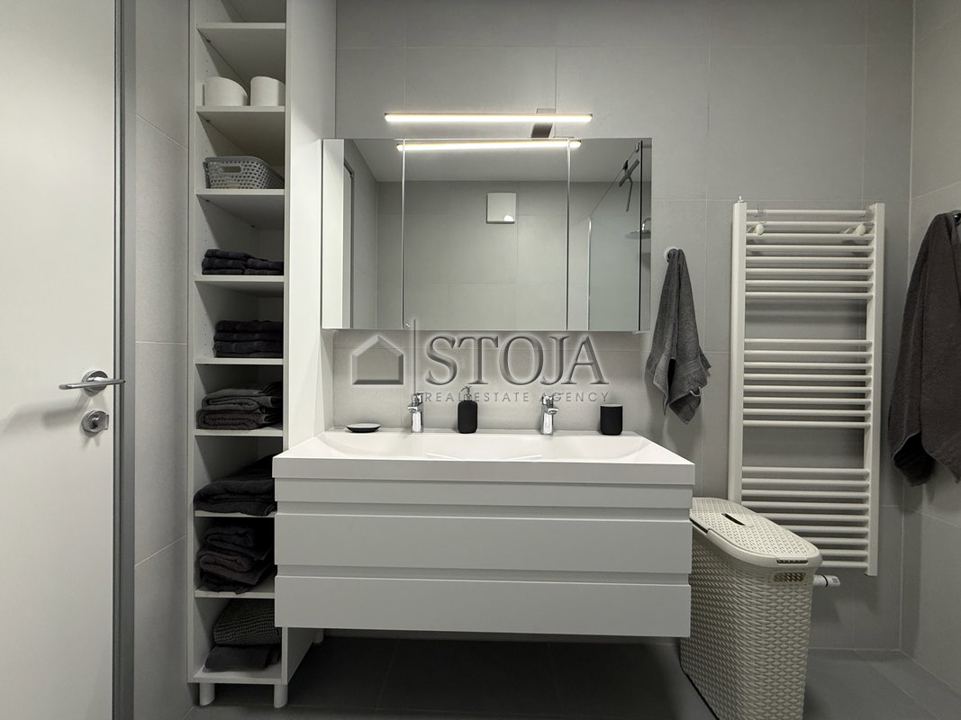 Lokacija: Ljubljana mesto, Šiška, Koseze